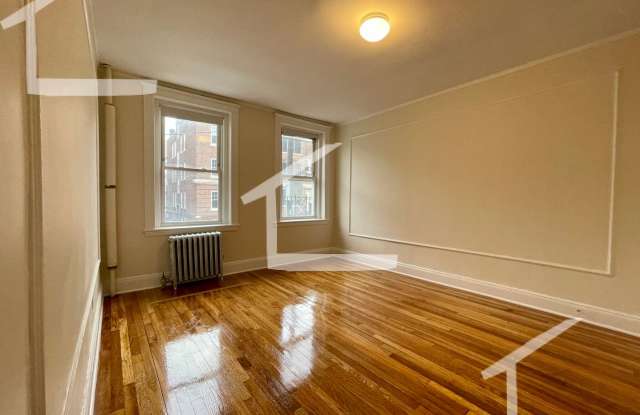 Renovated, Nicely Priced Brighton 2-Bed Avail for 9/1 Gallery 3
