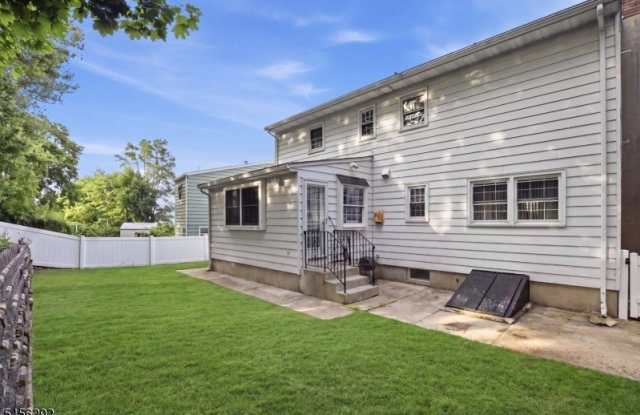 518 Orchard Pl Gallery 4