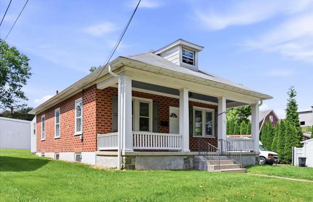 Student Rental next to WCU Campus | 3 Bed Single Family Home w/ Covered Front Porch, Yard & Basement Storage photos photos