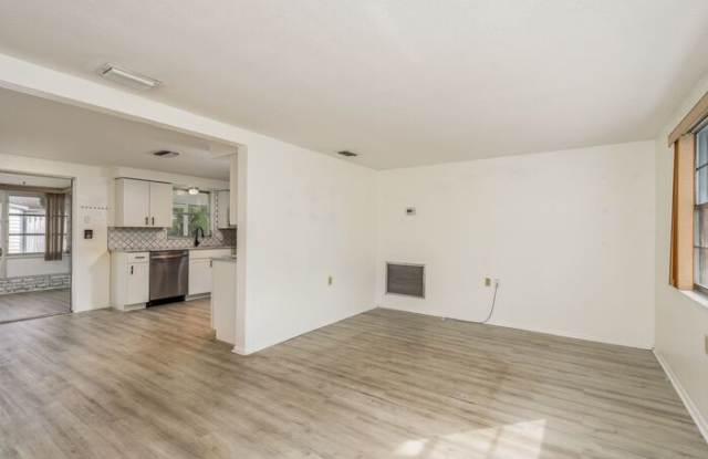 5837 Appletree Road Gallery 4