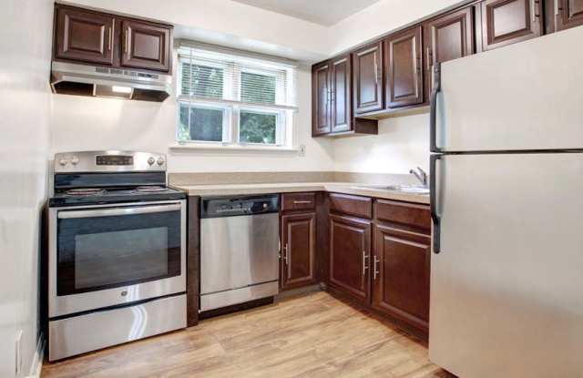 Brakeley Gardens photos photos