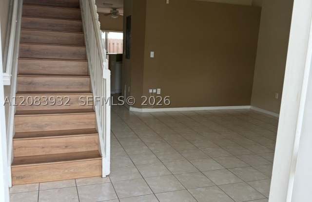2359 SE 23rd Dr Gallery 2