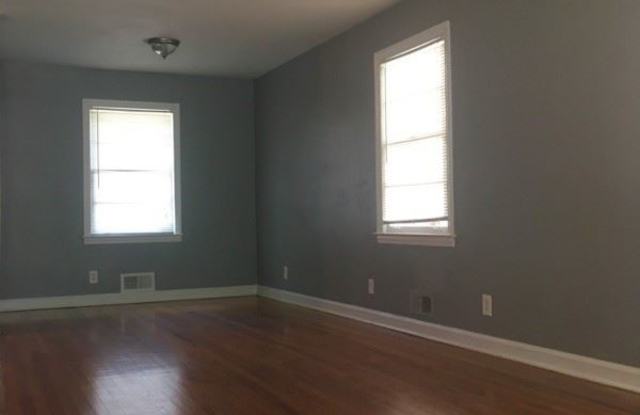 3214 Bobolink Dr Gallery 3
