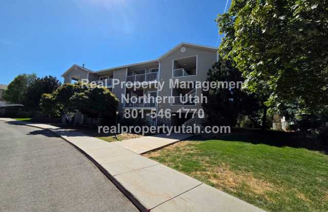 2 Bed 2 Bath Condo in Clearfield Now Available! photos photos