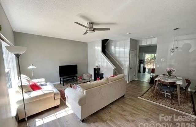 8049 Stoneham Court Gallery 3