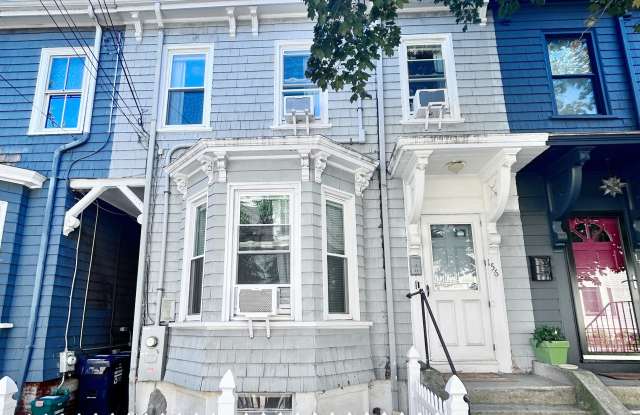 156 Pleasant Street photos photos