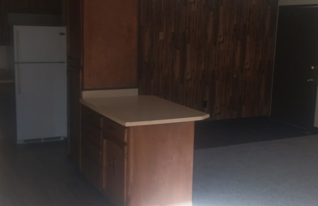 815 W Miner St 4 photos photos