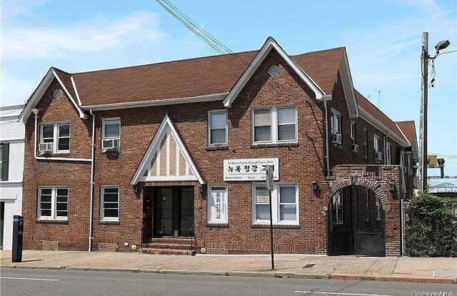 45-11 Little Neck Parkway Gallery 1