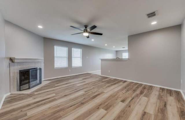 1473 Waterford Drive Gallery 3