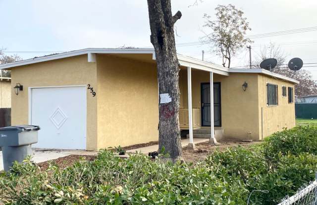 FULLY REMODELED 3/1 Near Edison High School photos photos