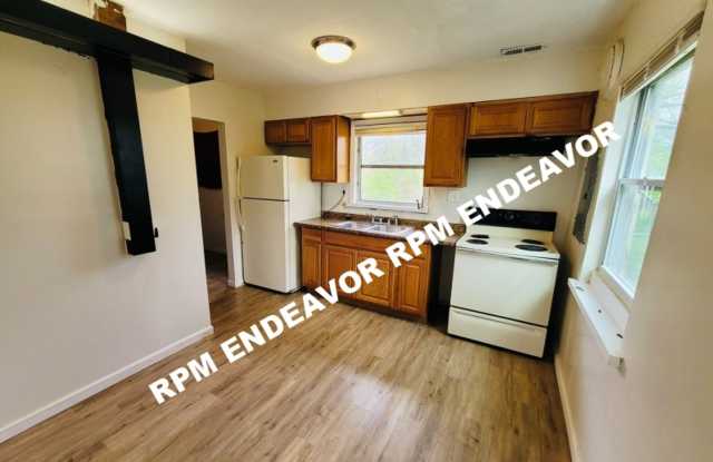 Move in Ready 2bed-1 bath Pet Friendly photos photos