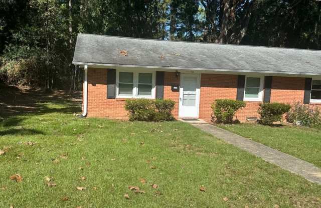 1005 Willow Street - A Gallery 1