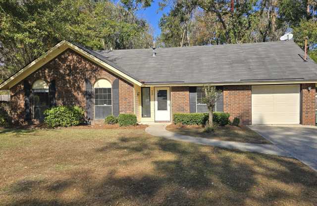 448 Floyd Circle - 448 Floyd Circle, Hinesville, GA 31313
