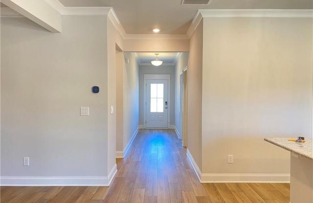 404 Sterling Creek Way Gallery 2