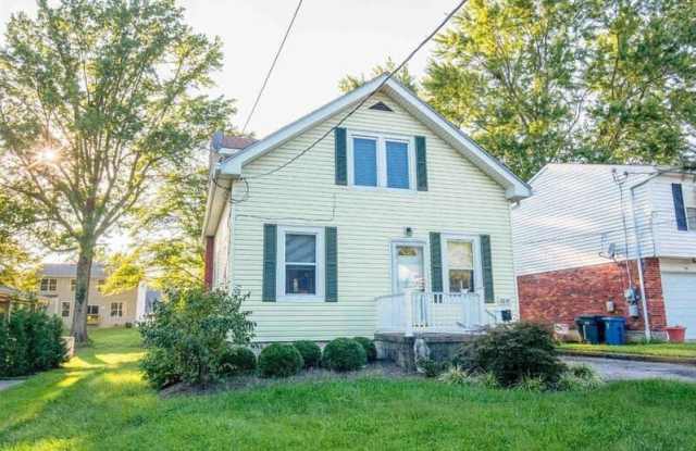 7237 Osceola Dr. - 7237 Osceola Drive, Madeira, OH 45243