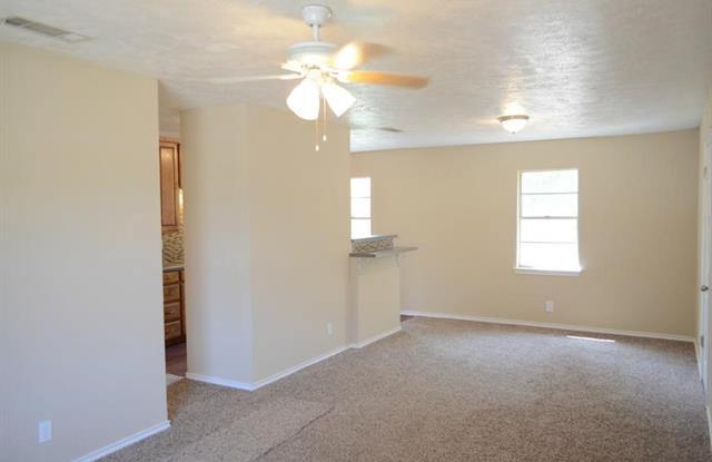 507 Stonewall Drive Gallery 2