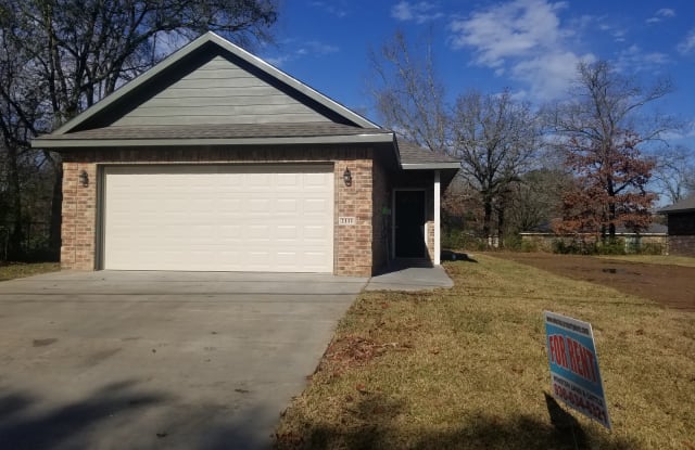 2111 Lowry St - 2111 Lowery Street, Dallas, TX 75215