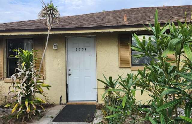 5509 RIDDLE Road Gallery 2