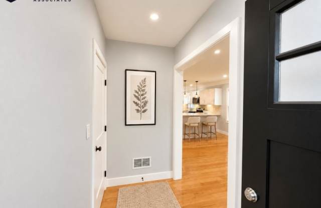 30 Woodrow Ave. Gallery 4