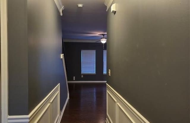 259 Green Bridge Court Gallery 4