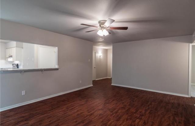 5326 Saddleback Road Gallery 2