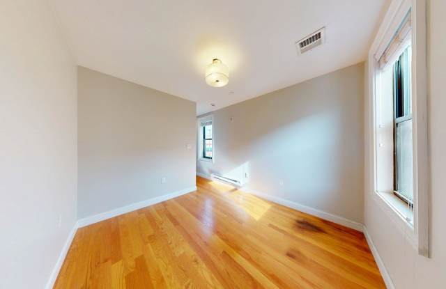 151-153 Meridian Street151-153 Meridian Street - 2 Gallery 4