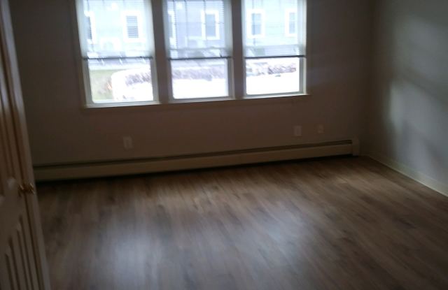 66 Center St, #2-1 Gallery 3