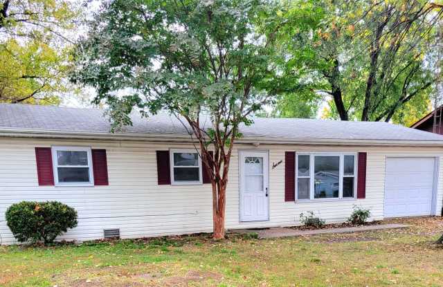 Renovated and Ready to Rent...7 Bradley, Pontoon Beach - 7 Bradley Street, Pontoon Beach, IL 62040