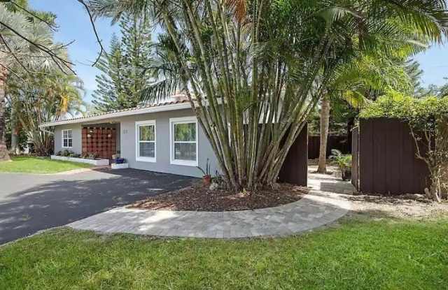 2740 SE 1 Court - 2740 Southeast 1st Court, Pompano Beach, FL 33062 2740 SE 1 Court - 2740 Southeast 1st Court, Pompano Beach, FL 33062