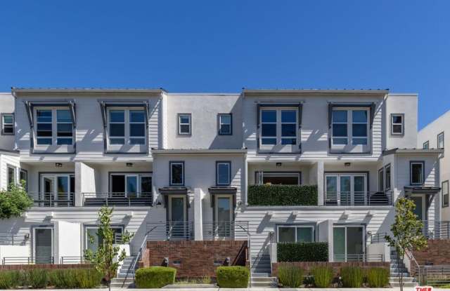 1664 3rd St - 1664 3rd Street, Napa, CA 94559