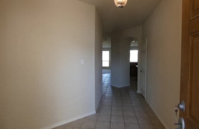 10017 Tulare Lane Gallery 2