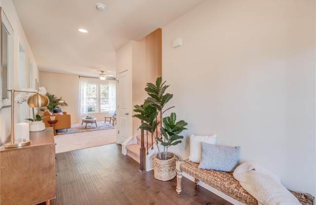4414 Almanor Circle Gallery 3