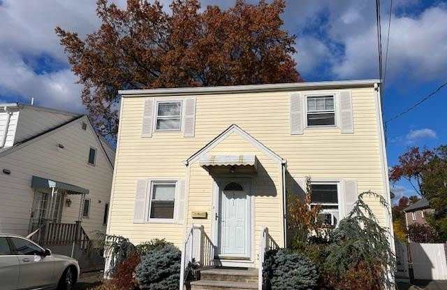 531 WALNUT ST photos photos