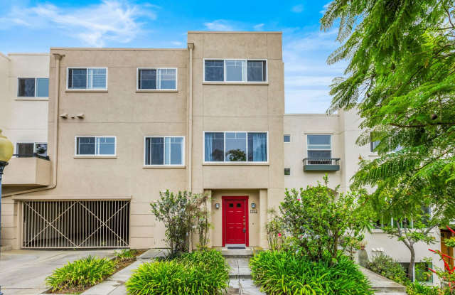 Spacious Golden Hill Townhome with 2-Car Garage & Canyon Views! photos photos Spacious Golden Hill Townhome with 2-Car Garage & Canyon Views! photos photos