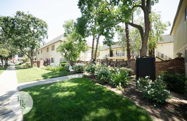 Fig Garden TownHome, 2BR/1BA – Great location, well maintained community! Gallery 3