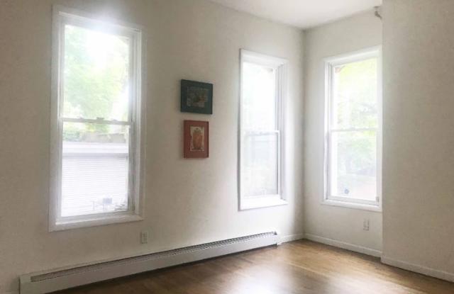 153 Lander Street Studio Gallery 2
