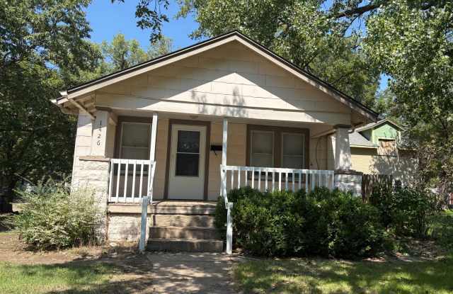 Beautiful 2 bed/ 1 bath photos photos