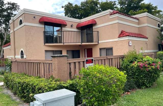 8243 Thames Boulevard Gallery 2