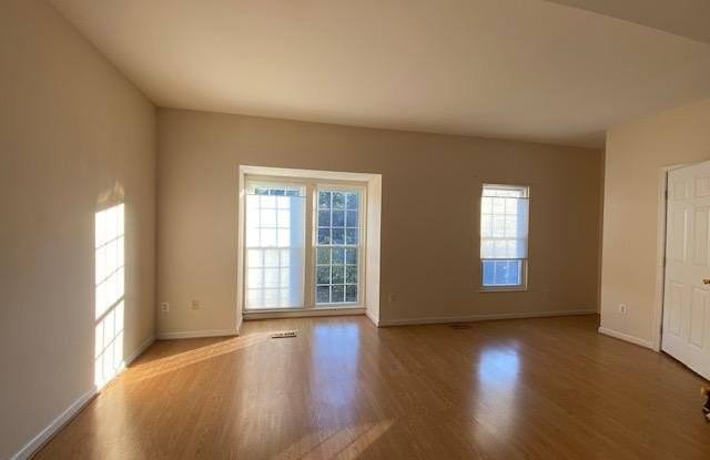 6302 MEADOW GLADE Lane Gallery 4
