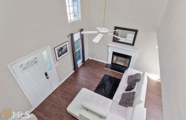 3764 Laurel Green Gallery 4