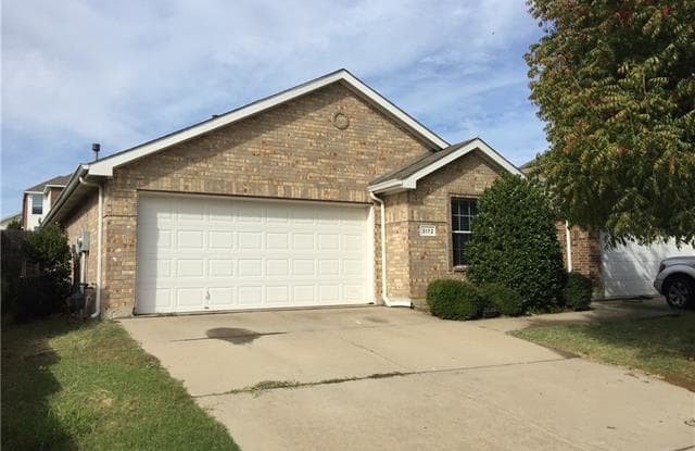 3172 Hollow Valley Drive - 3172 Hollow Valley Drive, Fort Worth, TX 76244