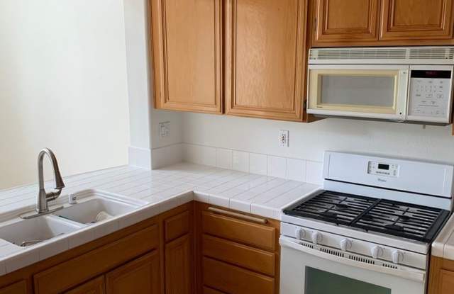 2 Florentine Gallery 3