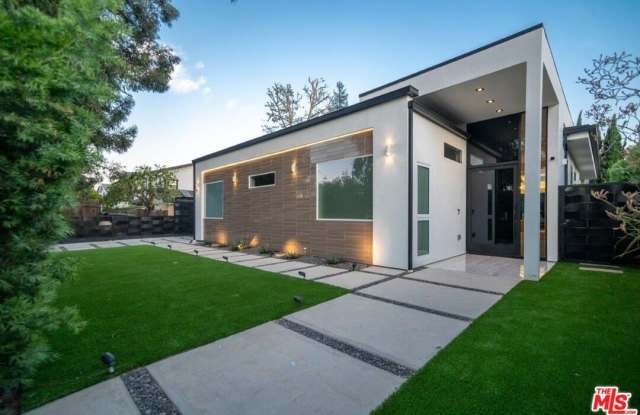11658 Morrison St Gallery 2