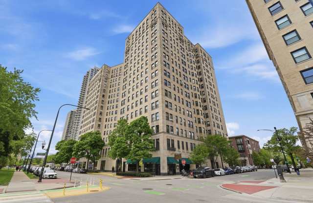 2000 N Lincoln Park W photos photos