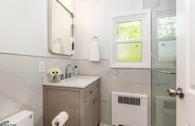 577 Park St photos photos