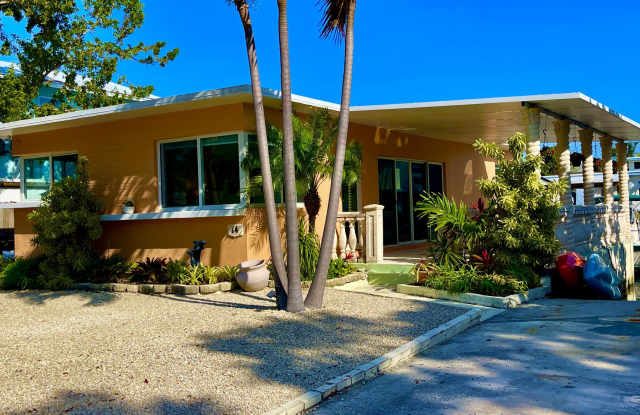 64 Seagate Boulevard photos photos