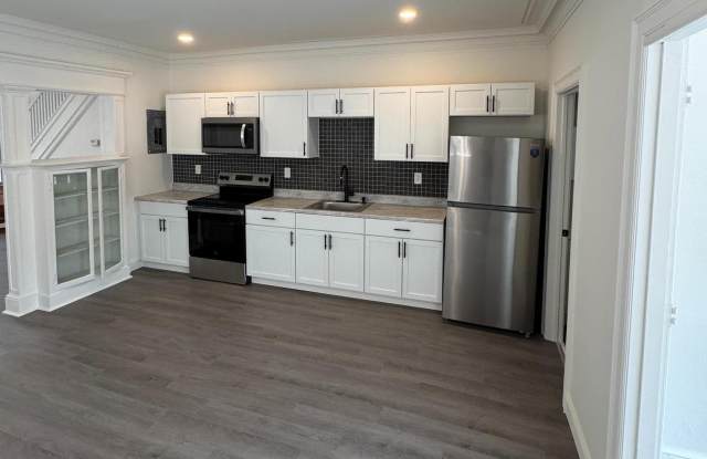 23 N BEAVER STREET unit: 1 photos photos