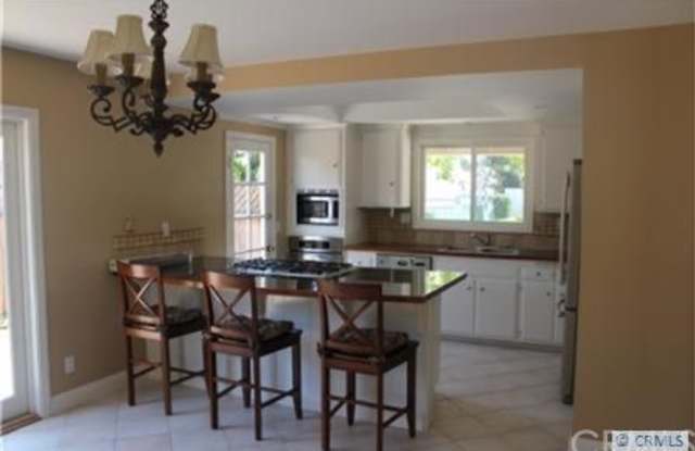 24625 LOS SERRANOS Drive Gallery 2