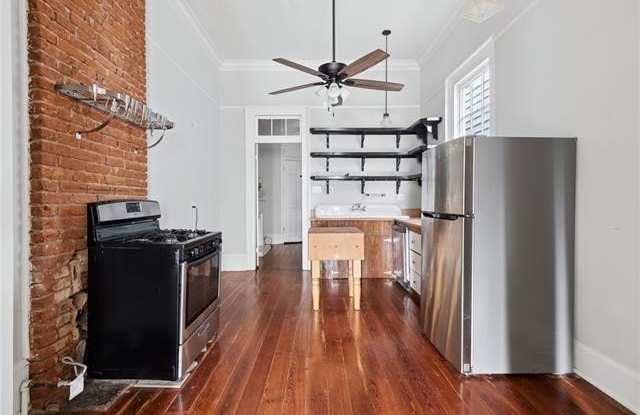 4309 ANNUNCIATION Street Gallery 4
