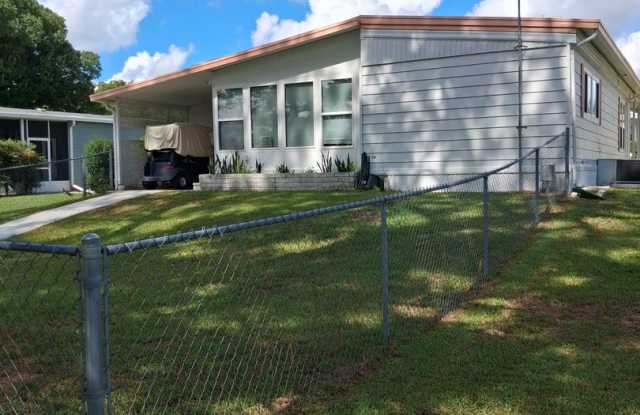 Centrally Located, Fully Furnished Rental in Brookridge Gallery 1